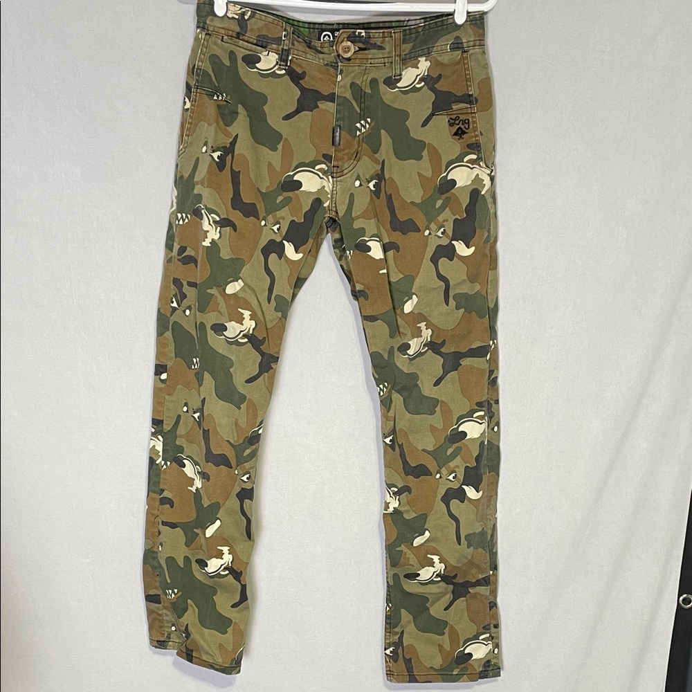 LRG Tapered Camo Print Men's Pants